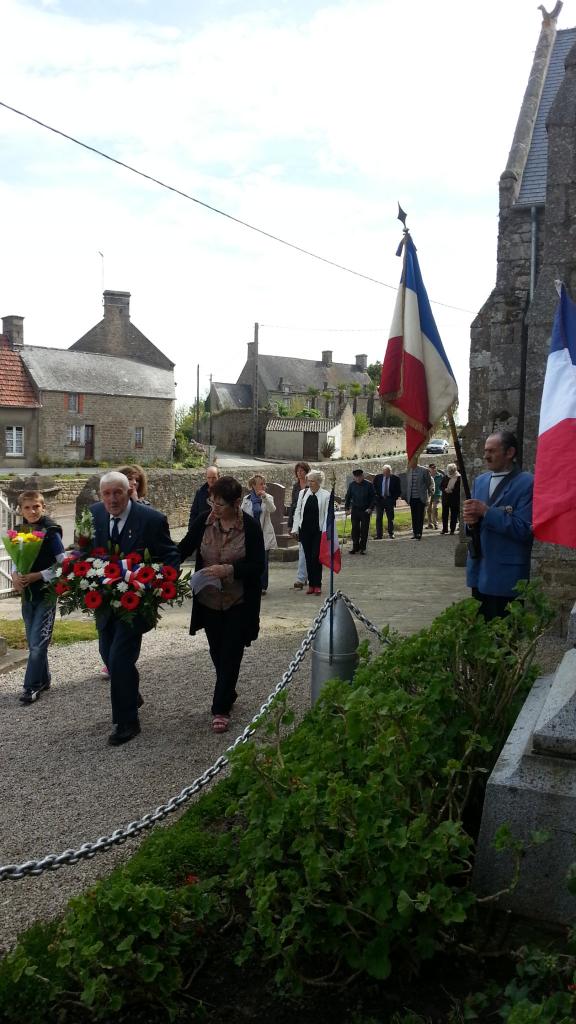 8 mai 2015 - cérémonie au monument aux morts