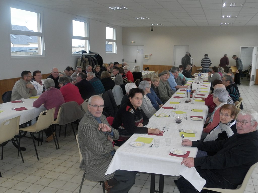 18 01 2015  Galettes des rois du comité des fêtes